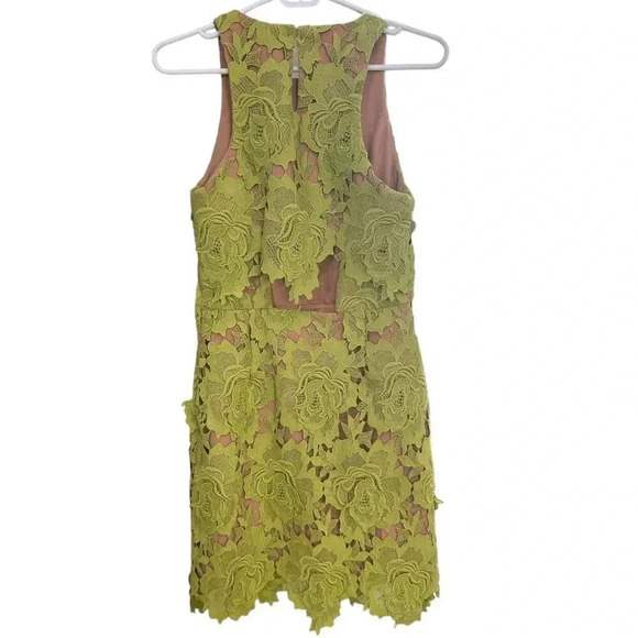 NWT! Adelyn Rae Cassie 3D Crochet Mini Dress in Lime Green Sz S - Picture 8 of 10